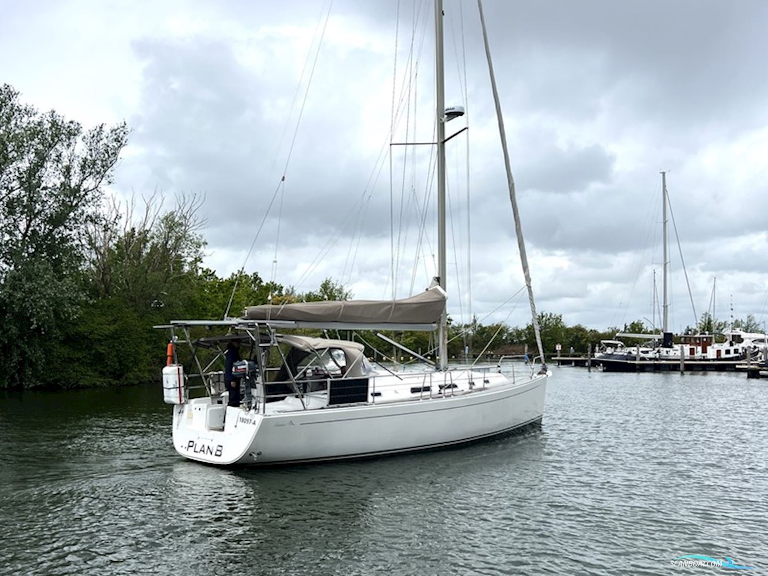 Hanse 400