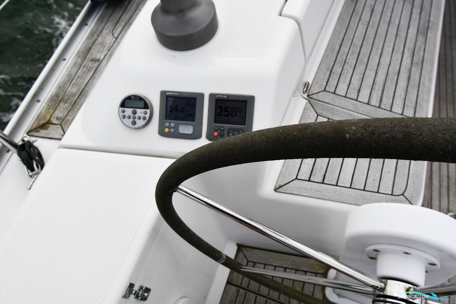Hanse 400