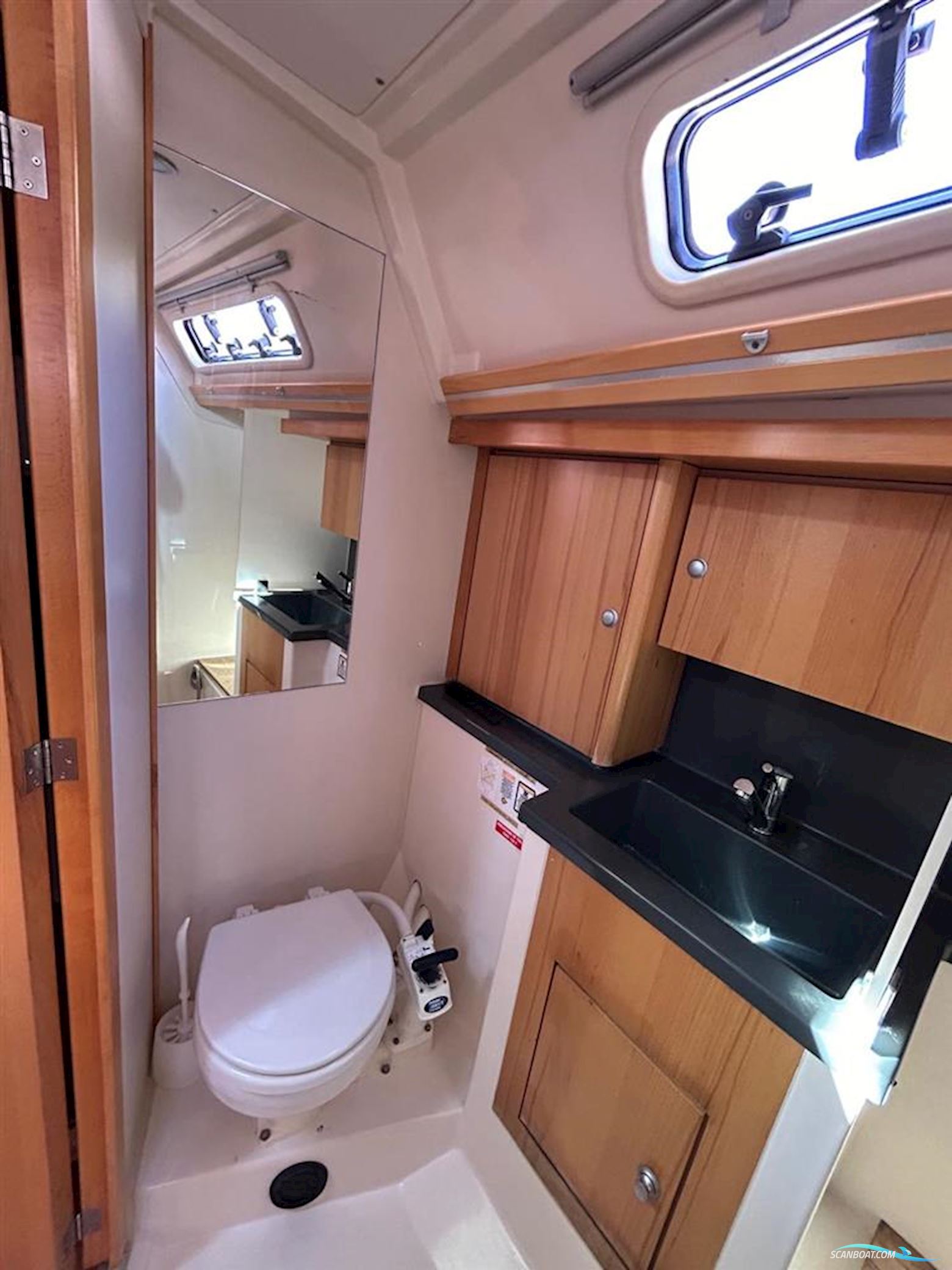 Hanse 400