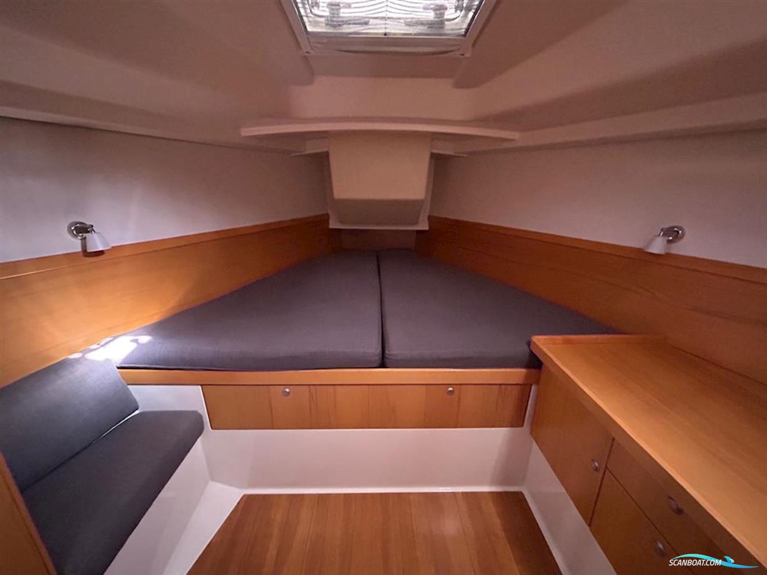 Hanse 400