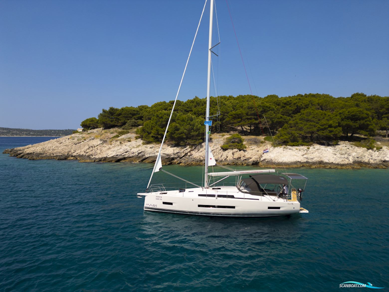 Hanse 410