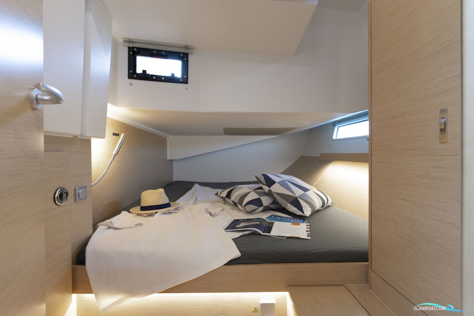 Hanse 410