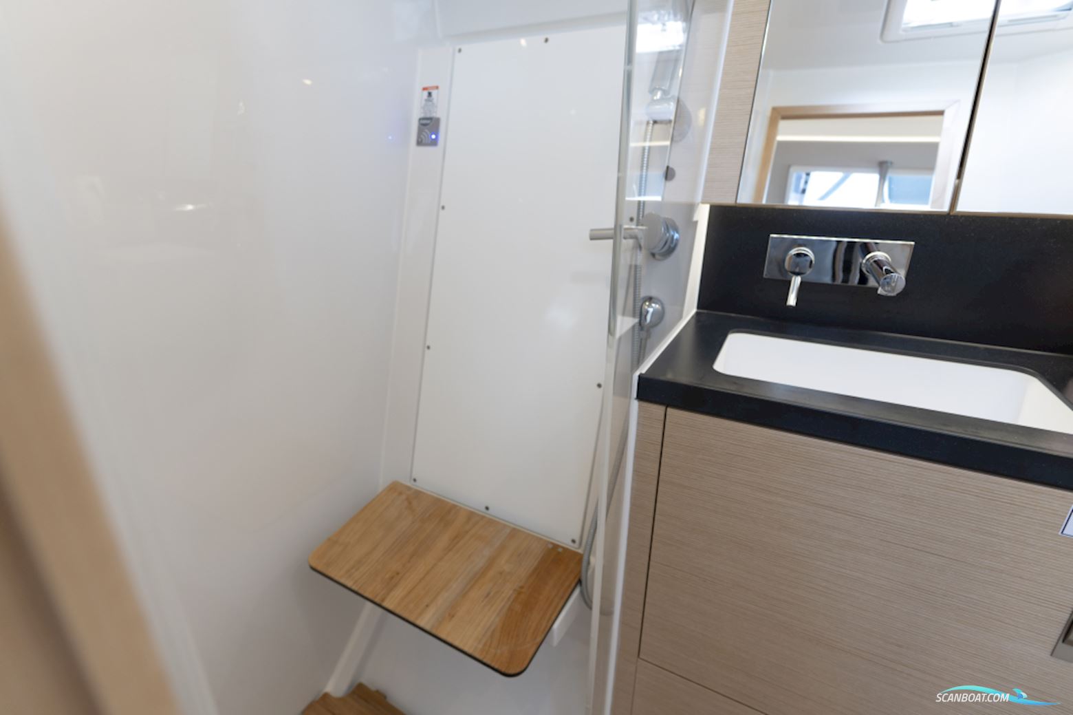 Hanse 410