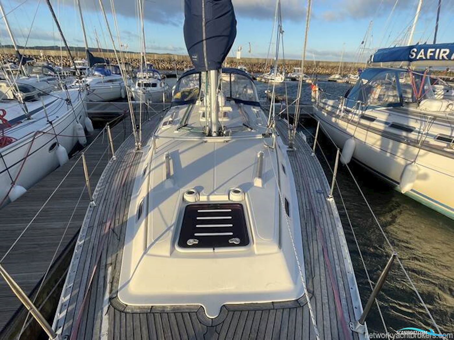 Hanse 411
