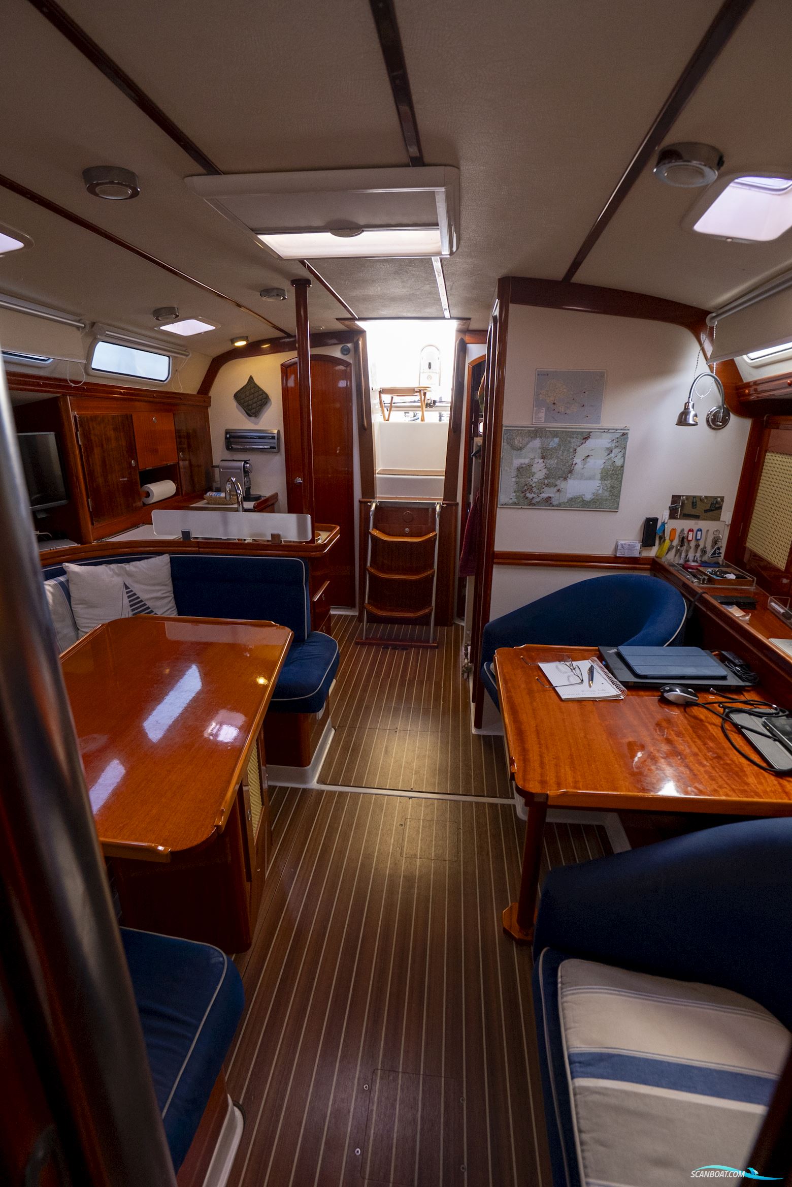 Hanse 411
