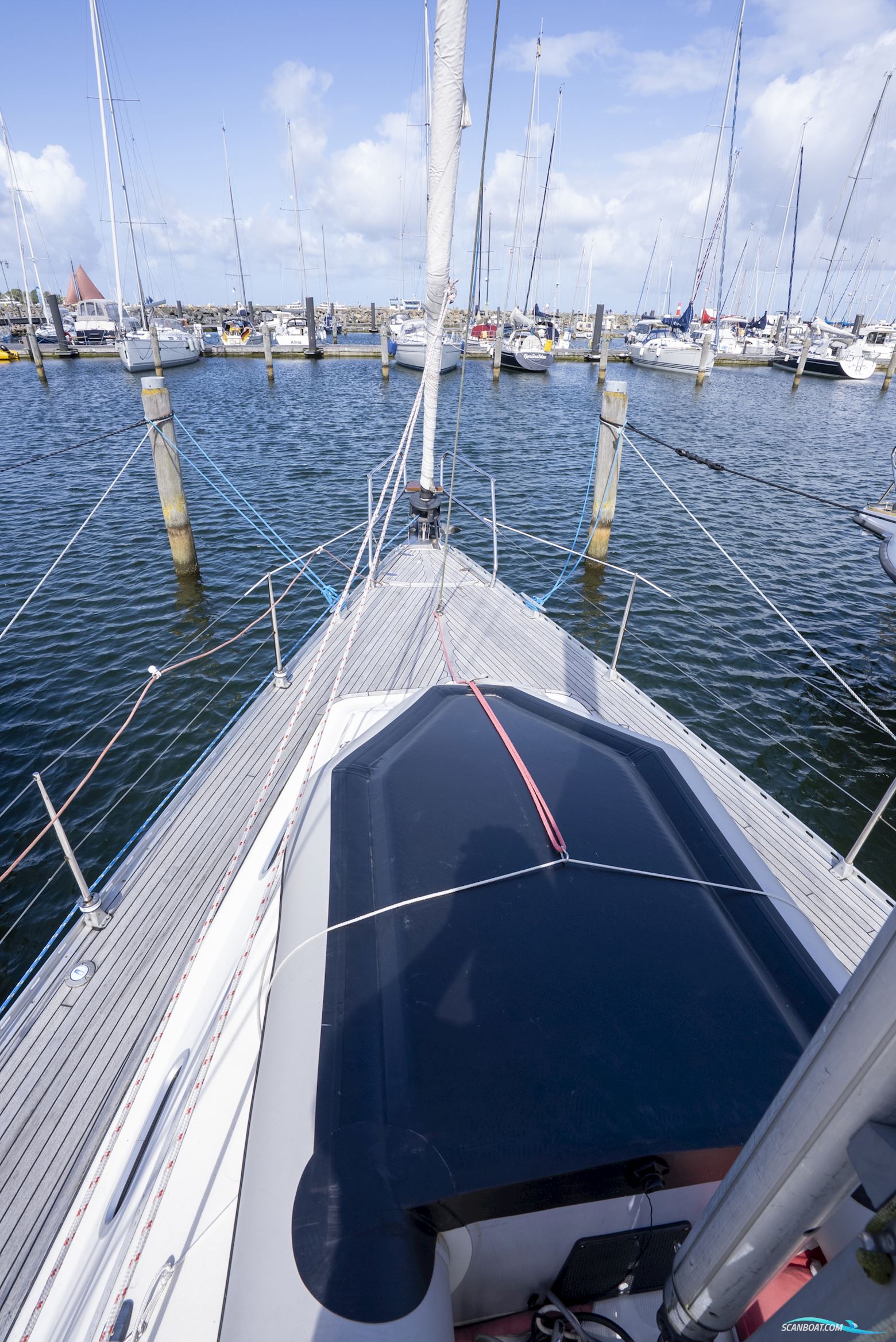 Hanse 411