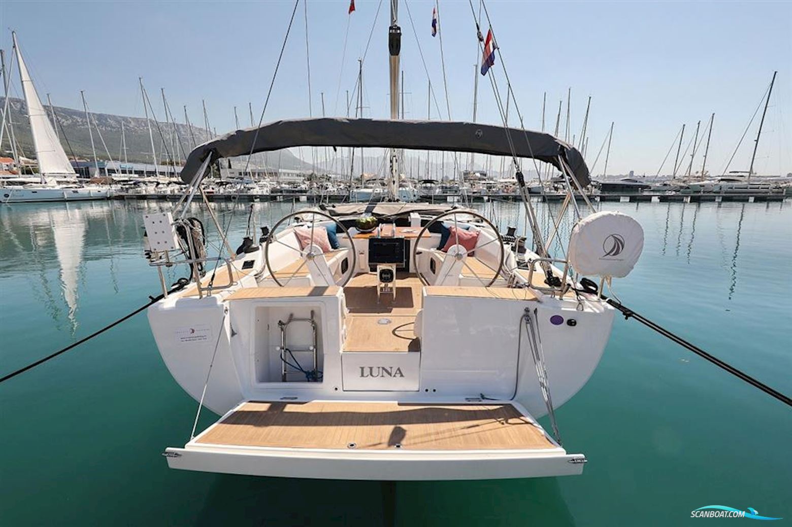 Hanse 415