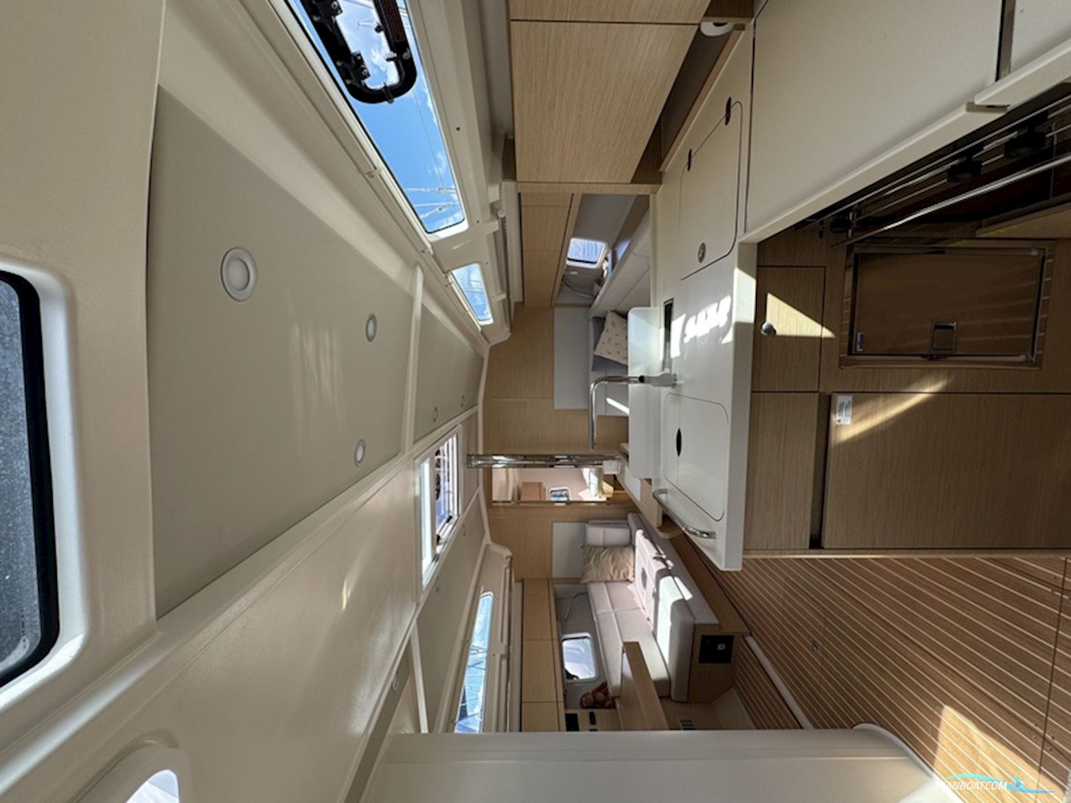 Hanse 418