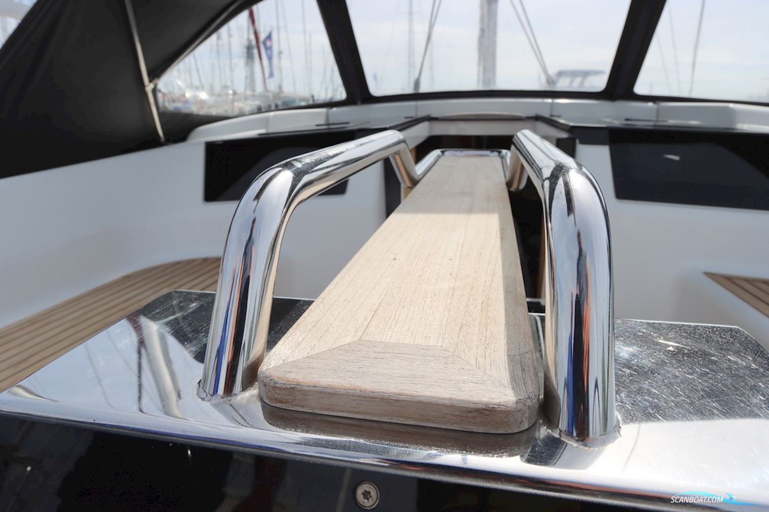Hanse 418