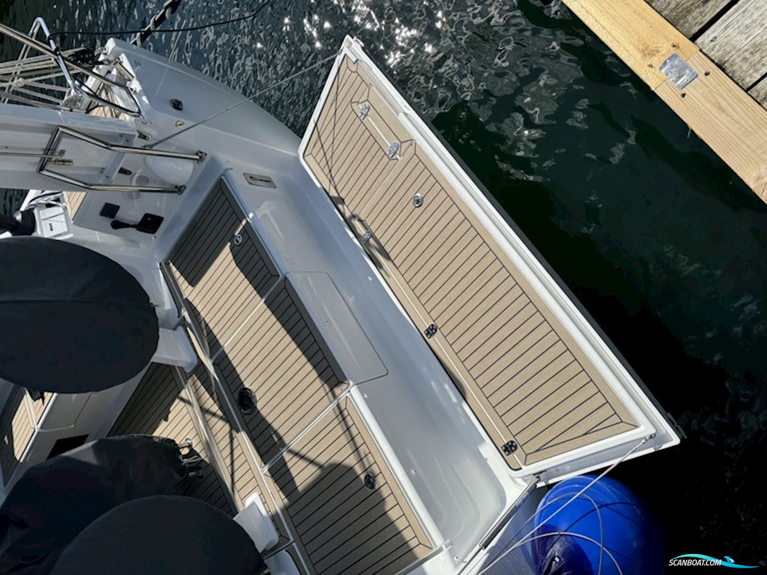 Hanse 418