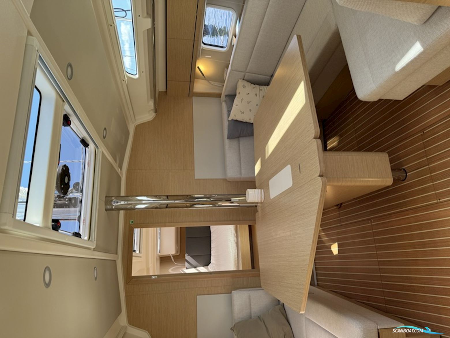Hanse 418
