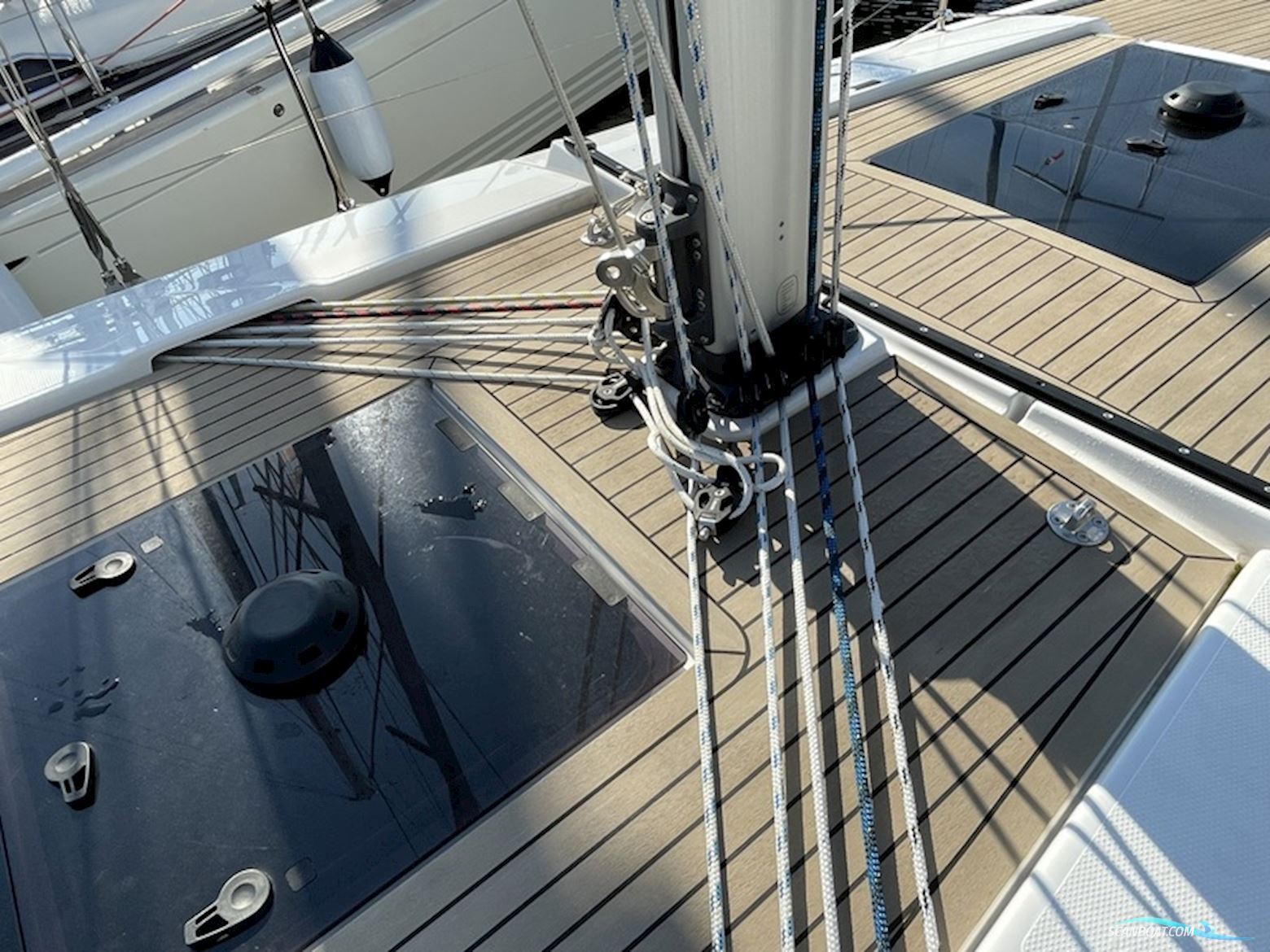 Hanse 418