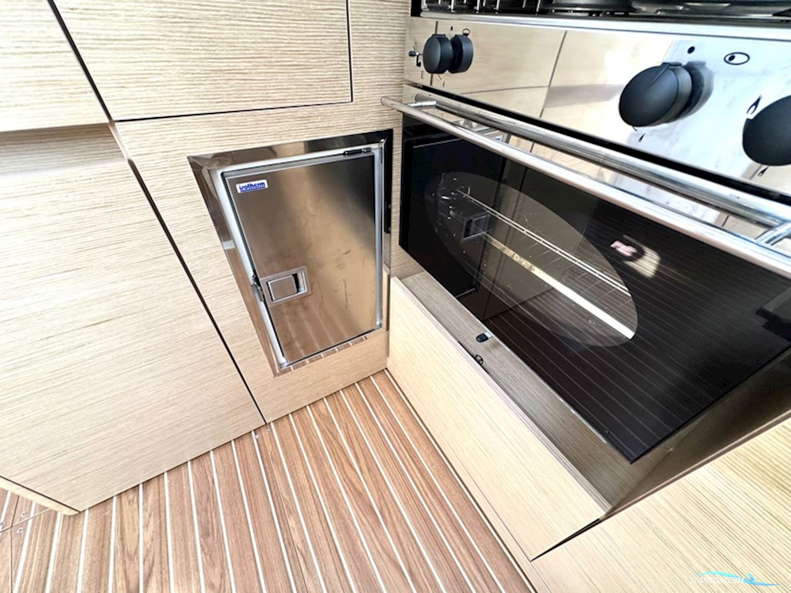 Hanse 418