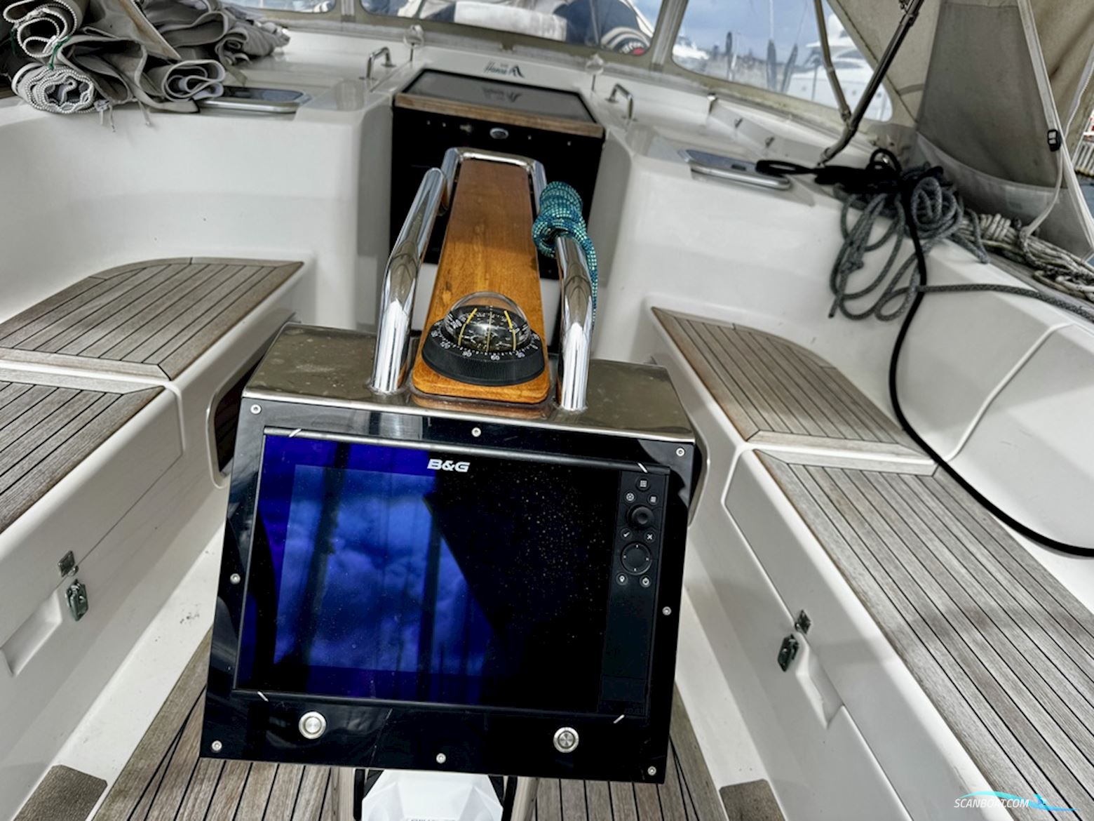 Hanse 445