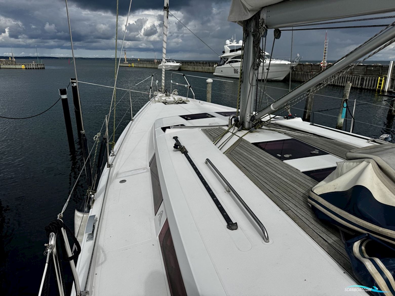 Hanse 445