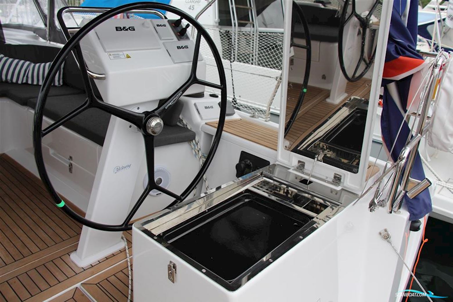 Hanse 455