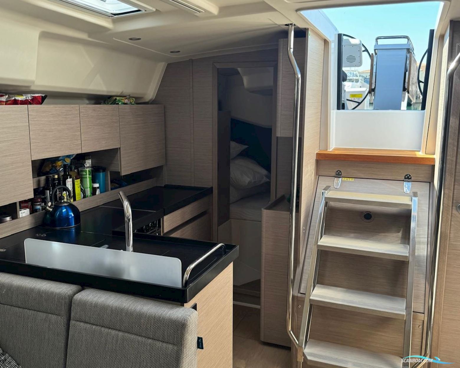 Hanse 458