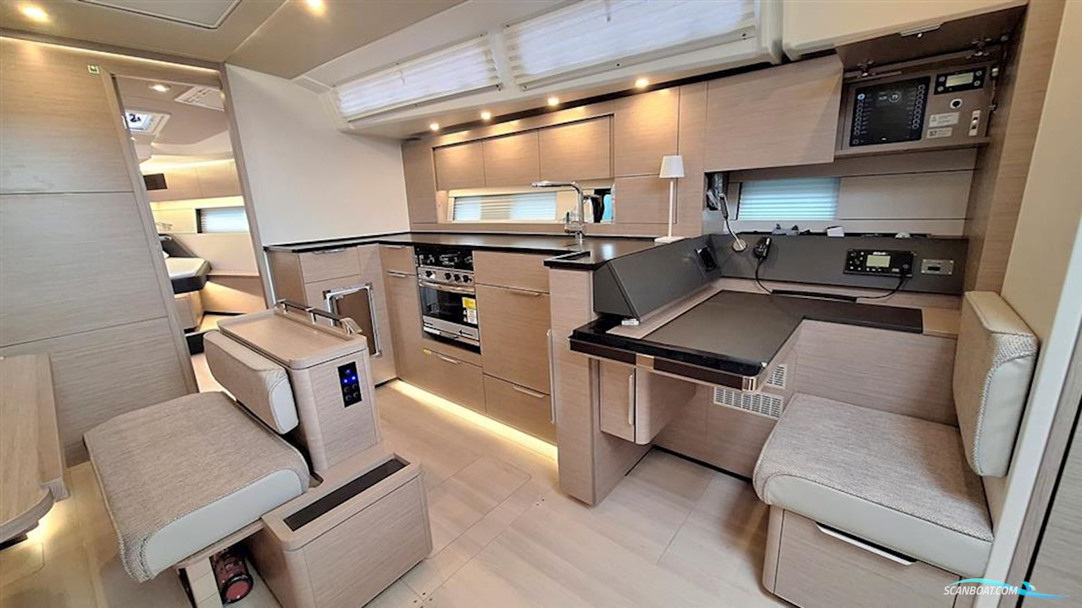 Hanse 460