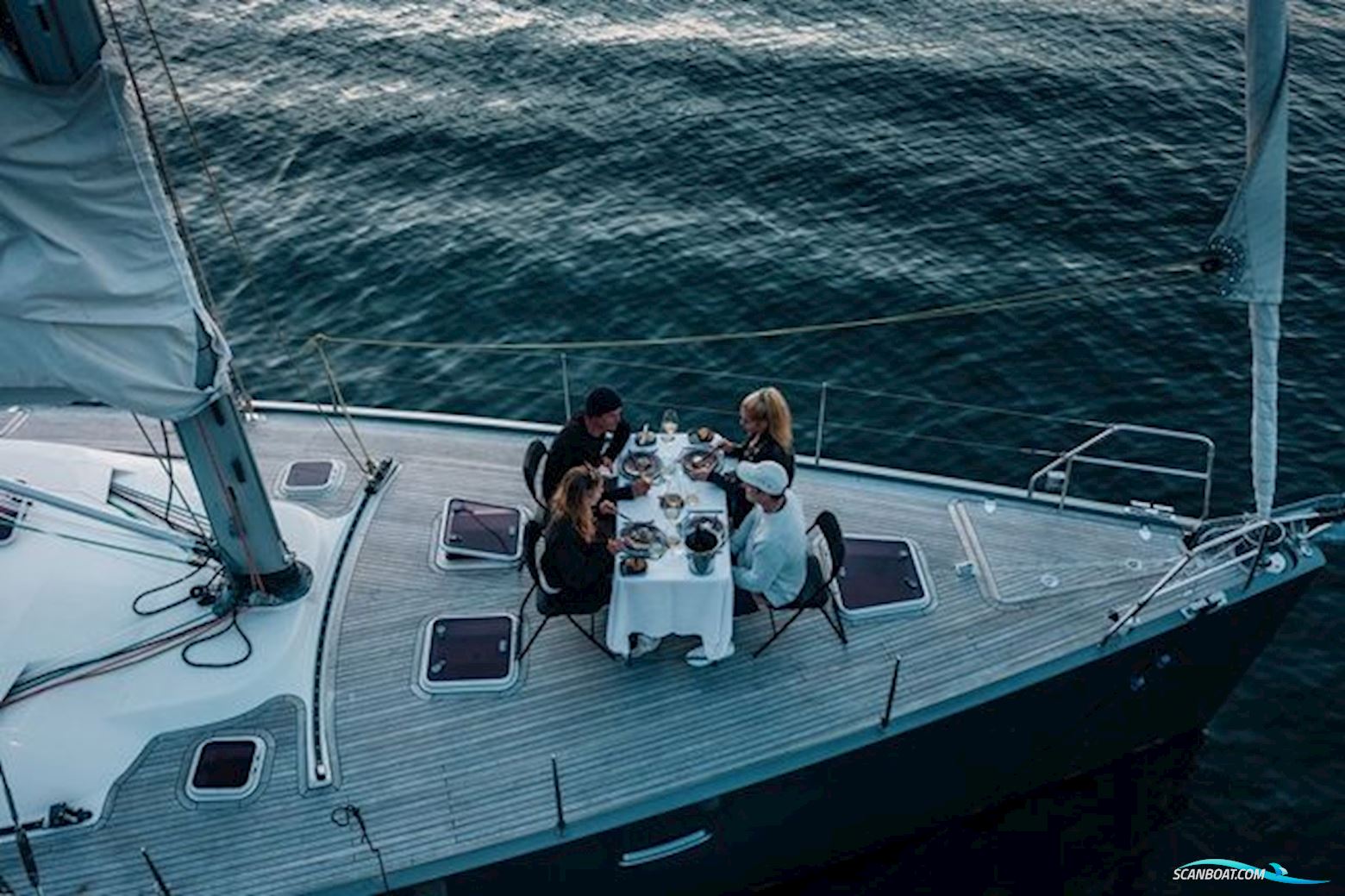 Hanse 531 E