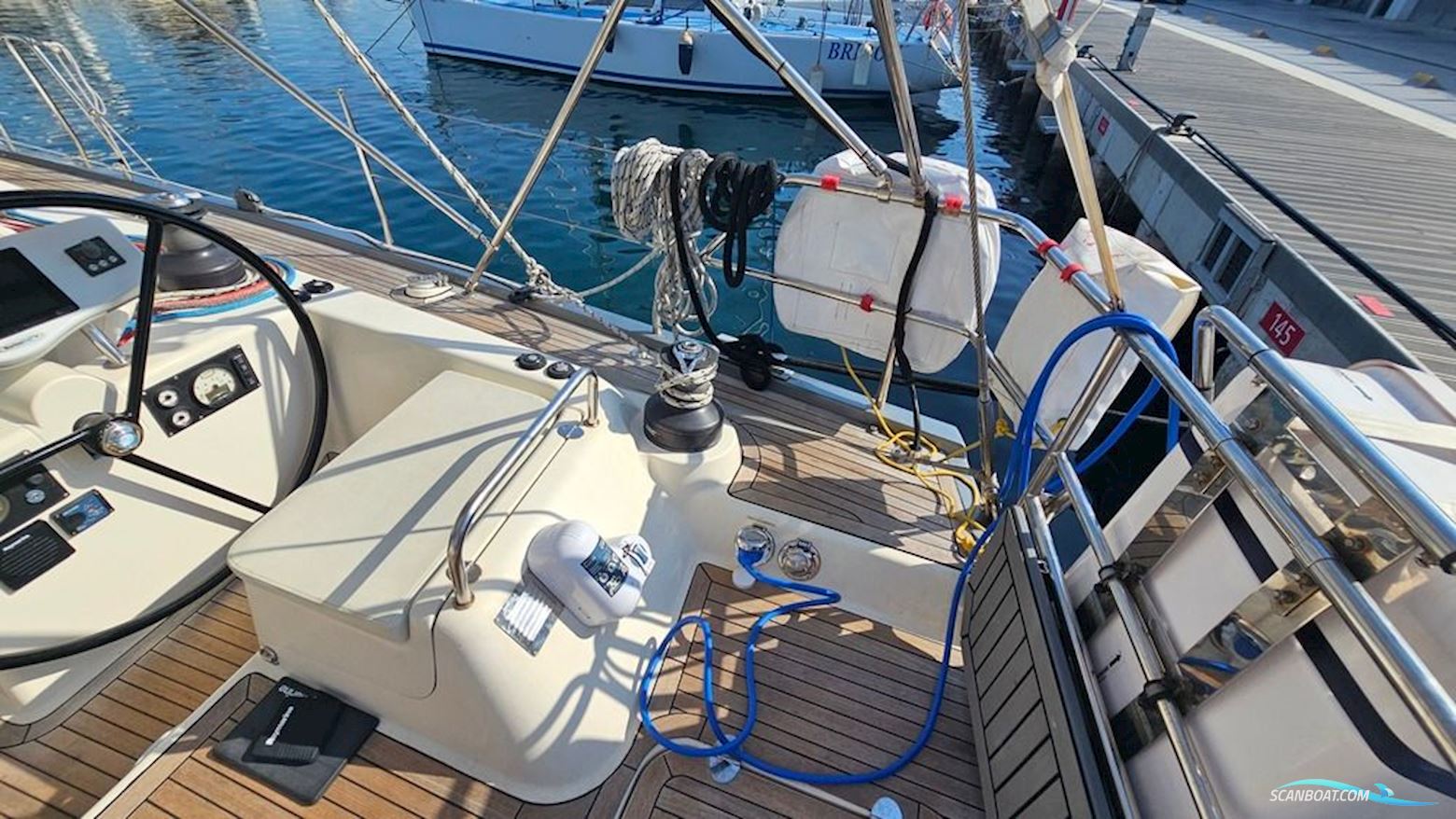 Hanse 531 E