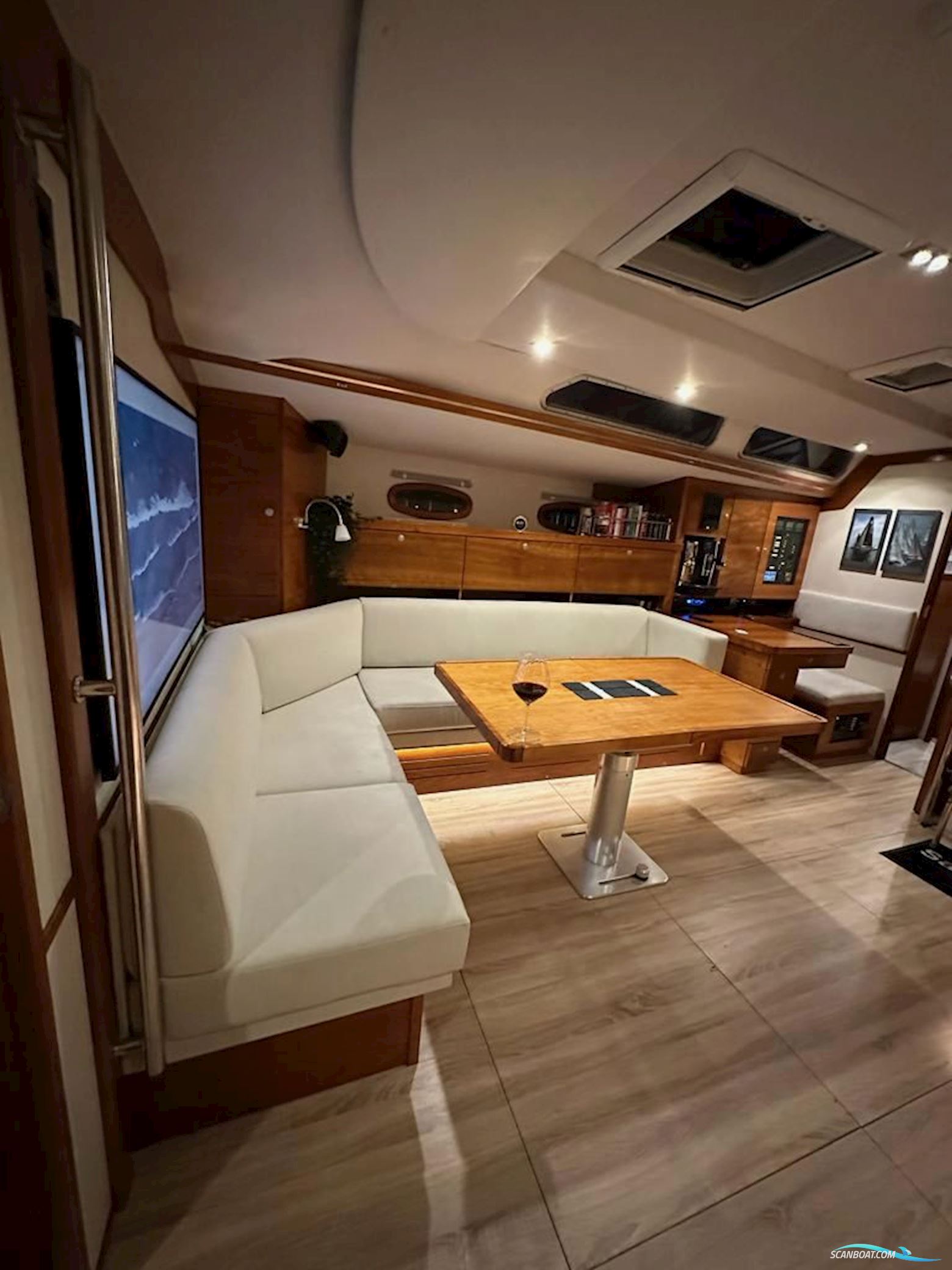 Hanse 531 E
