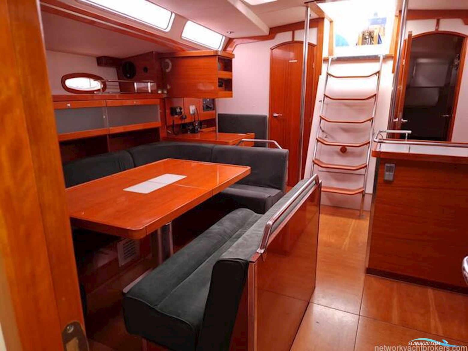 Hanse 531