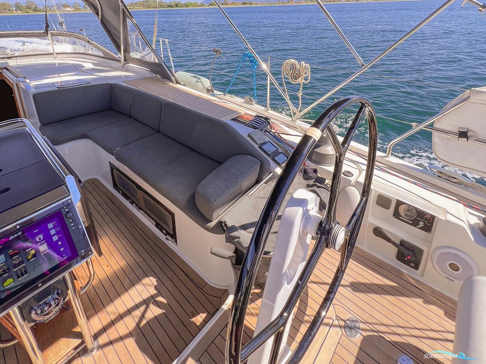 Hanse 545