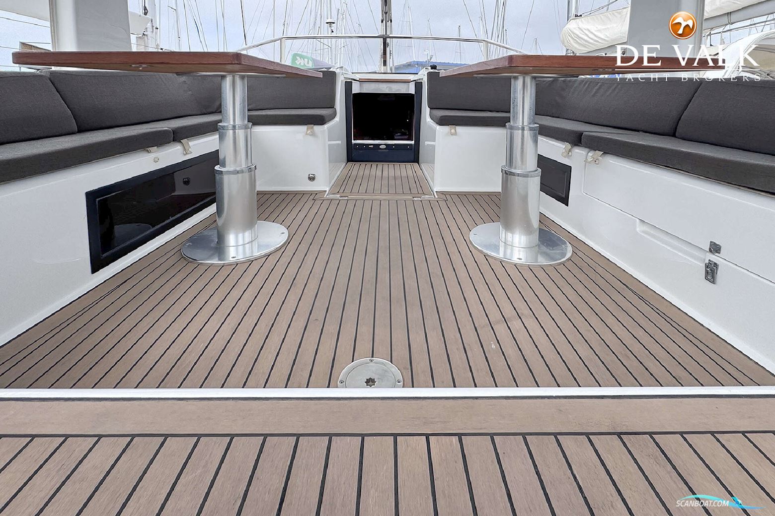 Hanse 588