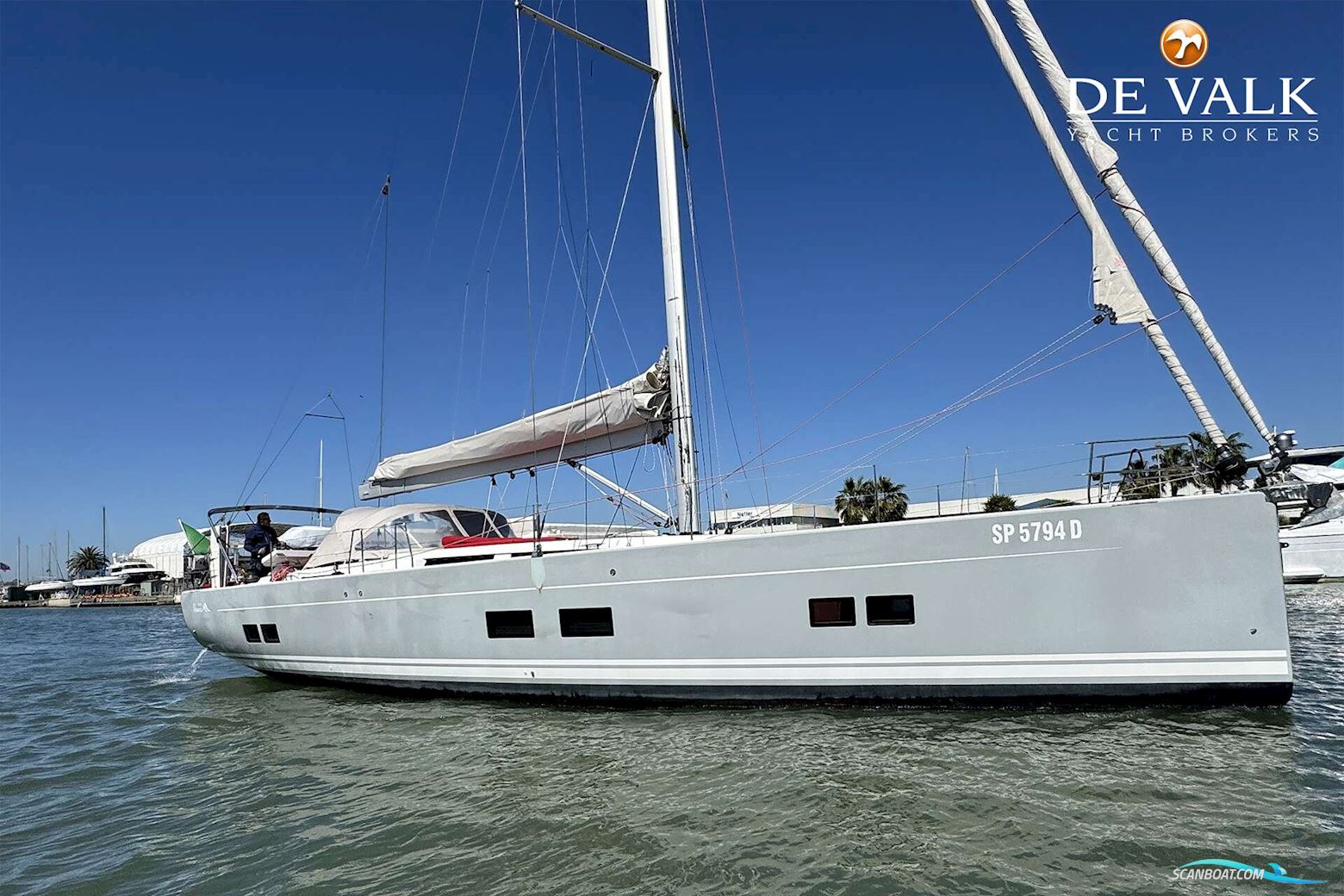 Hanse 588