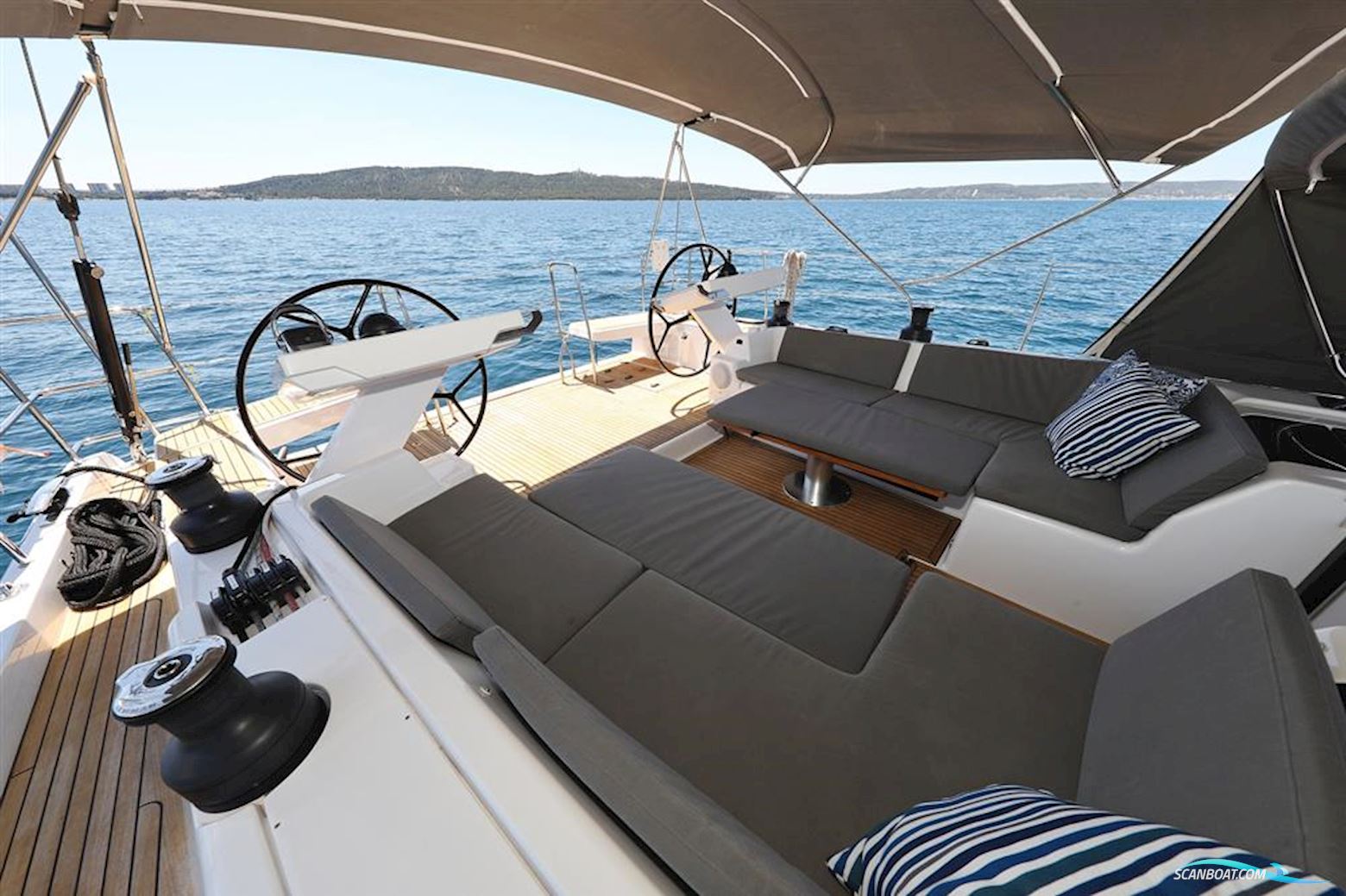Hanse 588