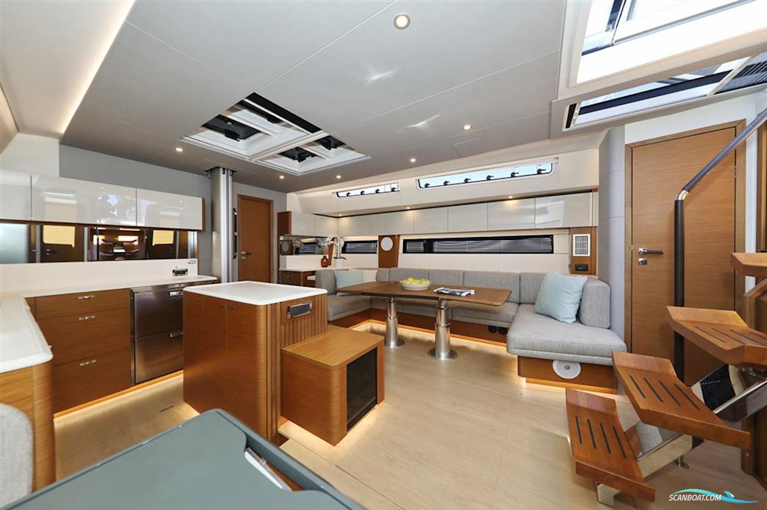 Hanse 590