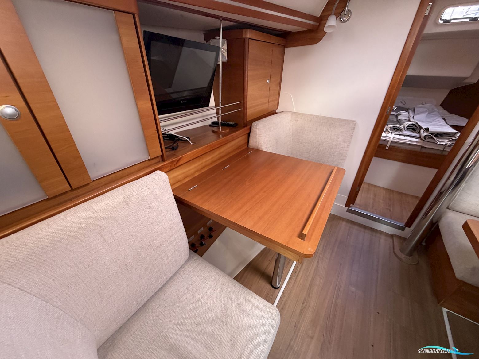 Hanse Hanse 370