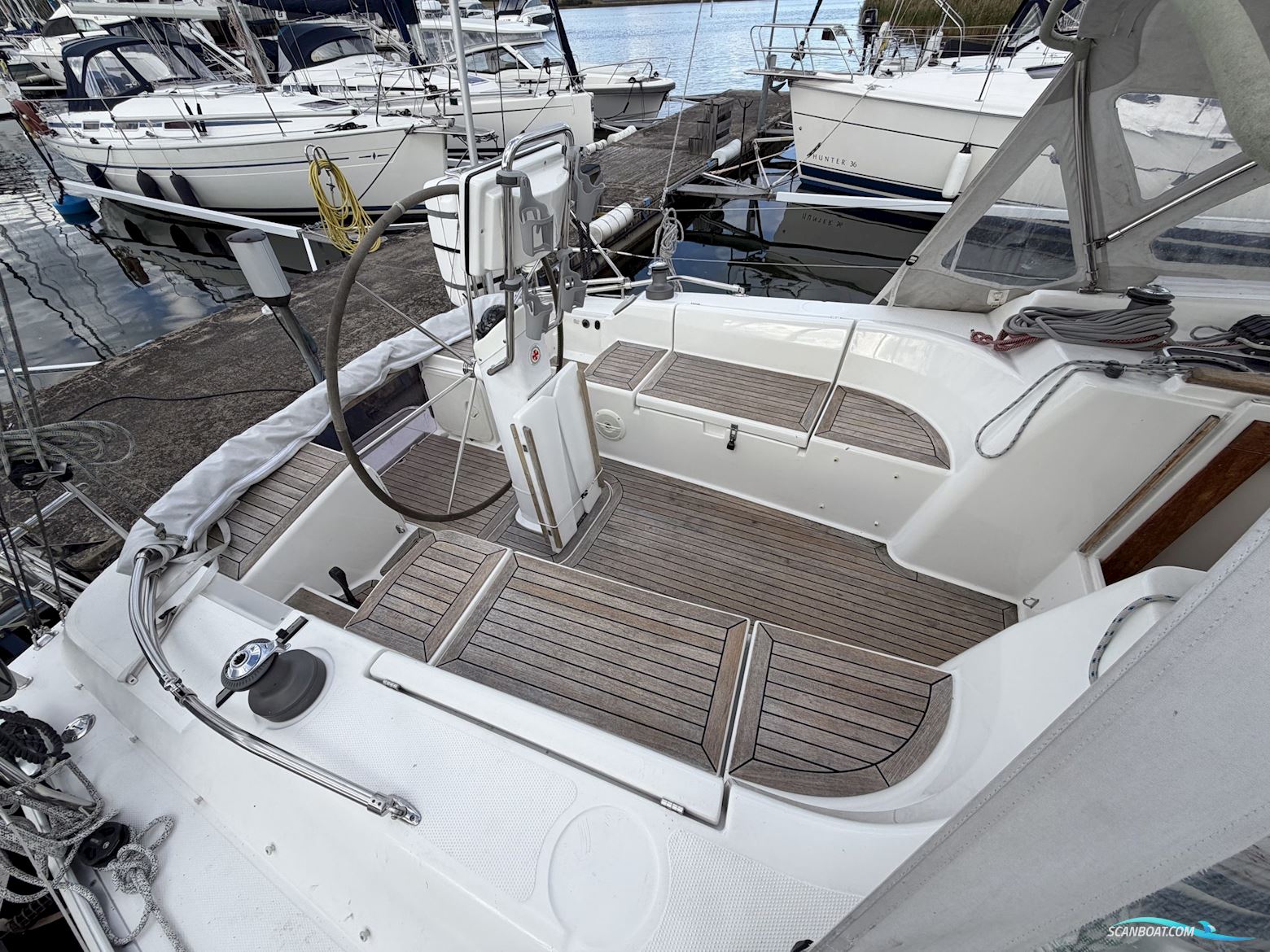 Hanse Hanse 370