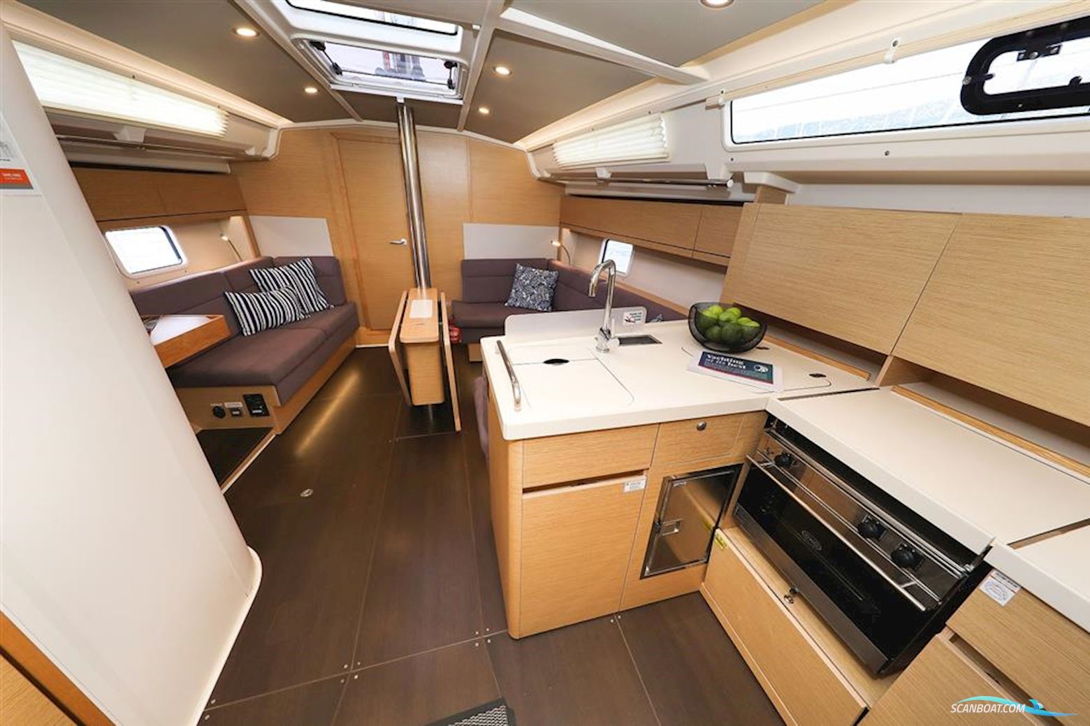 Hanse Yachts 418