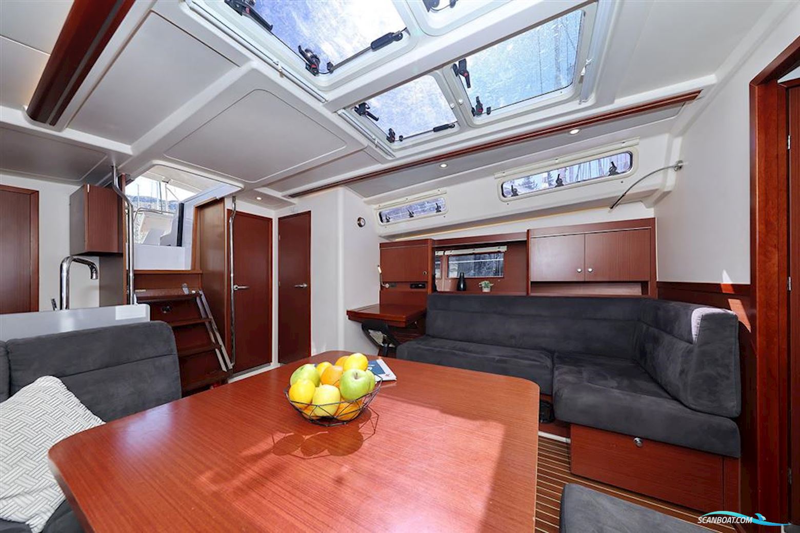 Hanse Yachts 455