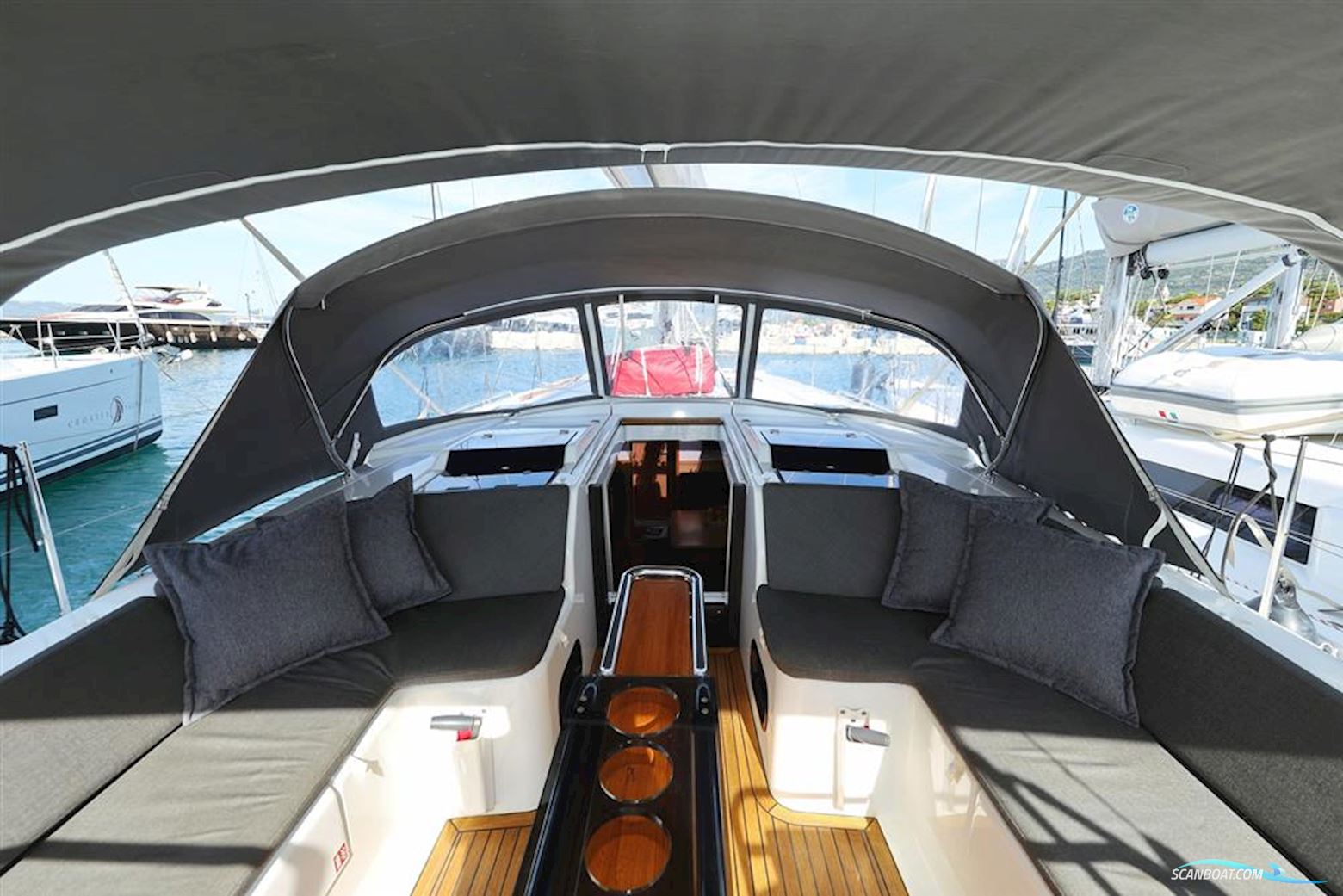 Hanse Yachts 455