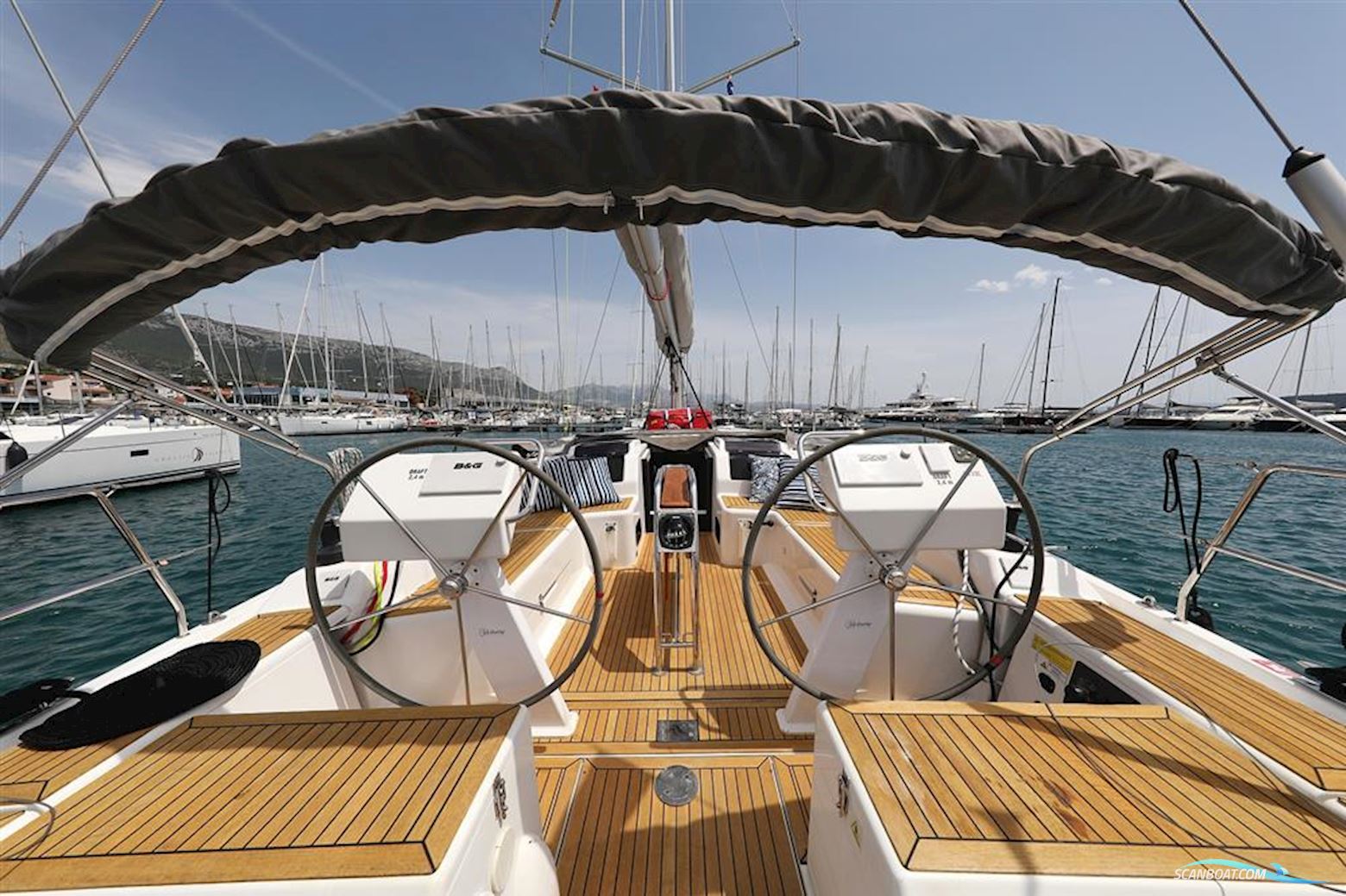 Hanse Yachts 455