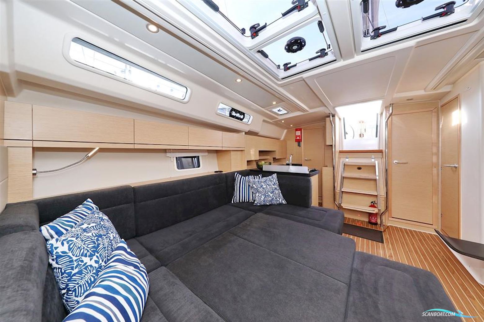 Hanse Yachts 458