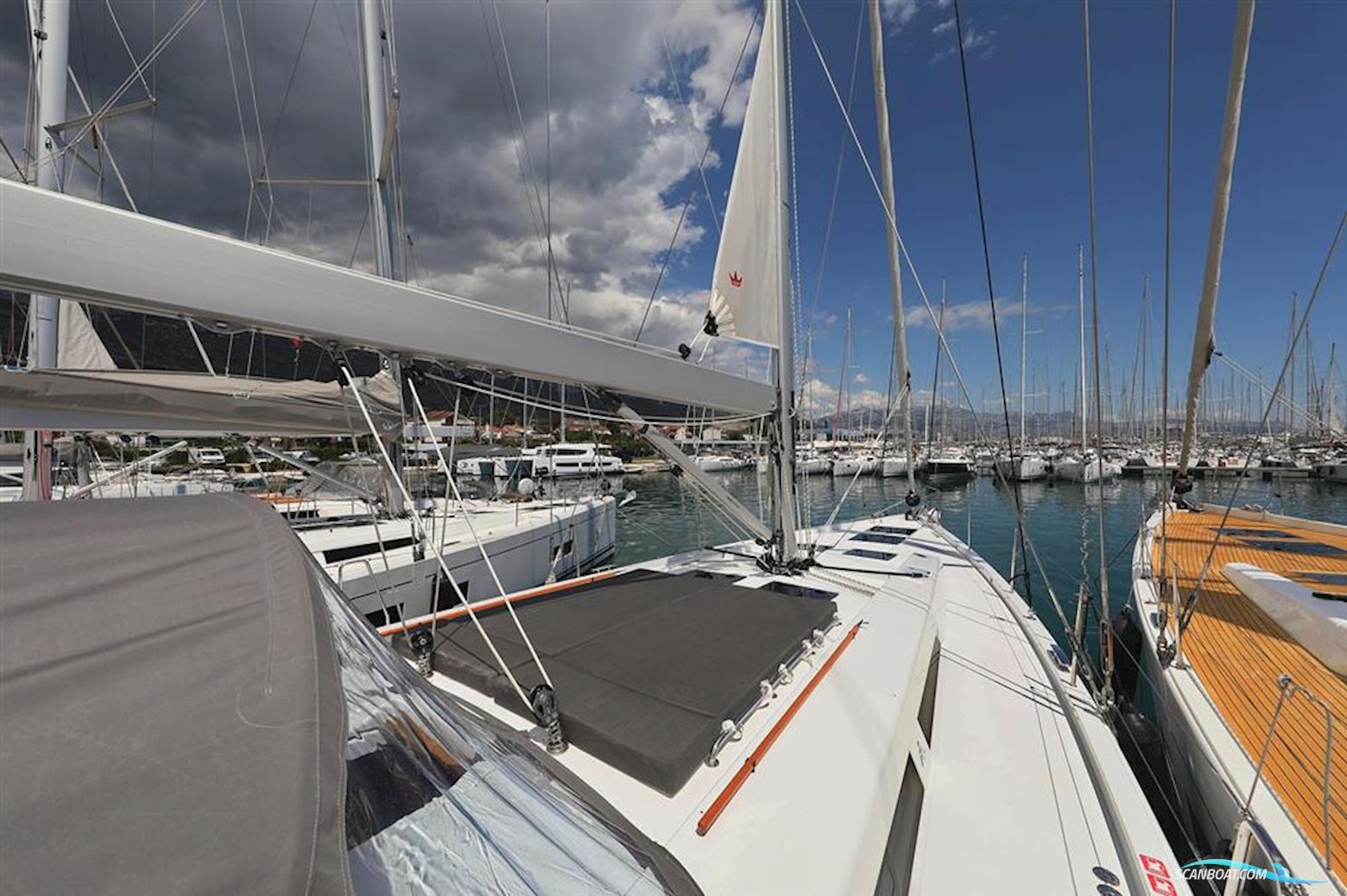 Hanse Yachts 548