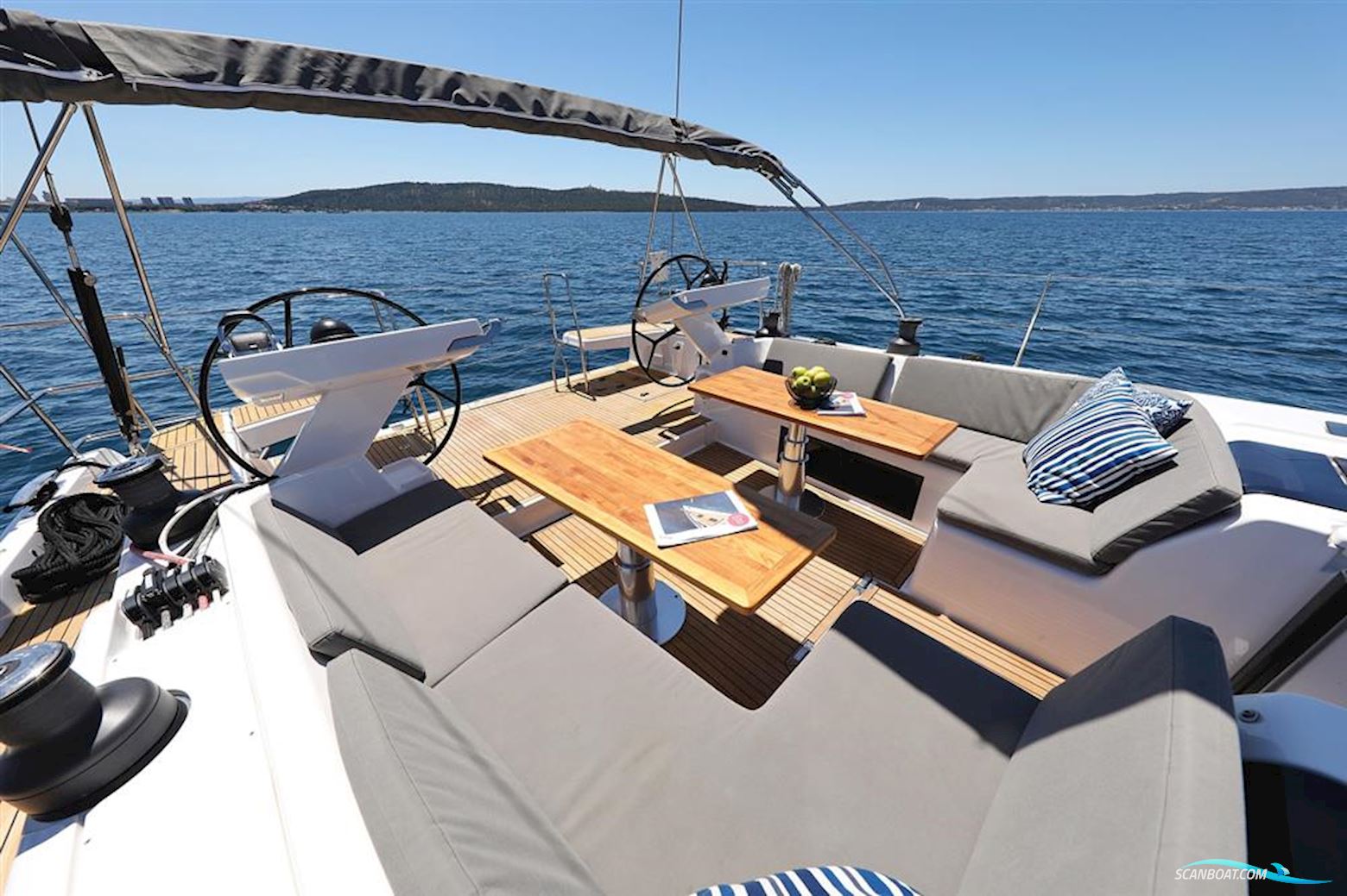 Hanse Yachts 588