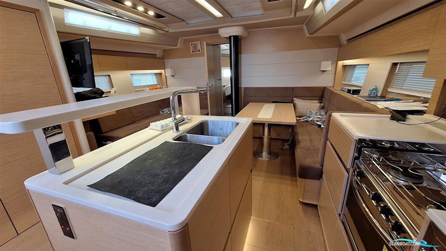Hanse Yachts 588