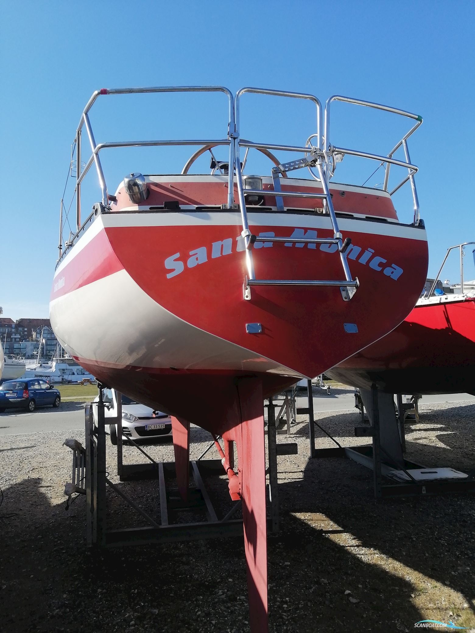 HELMSMAN 35