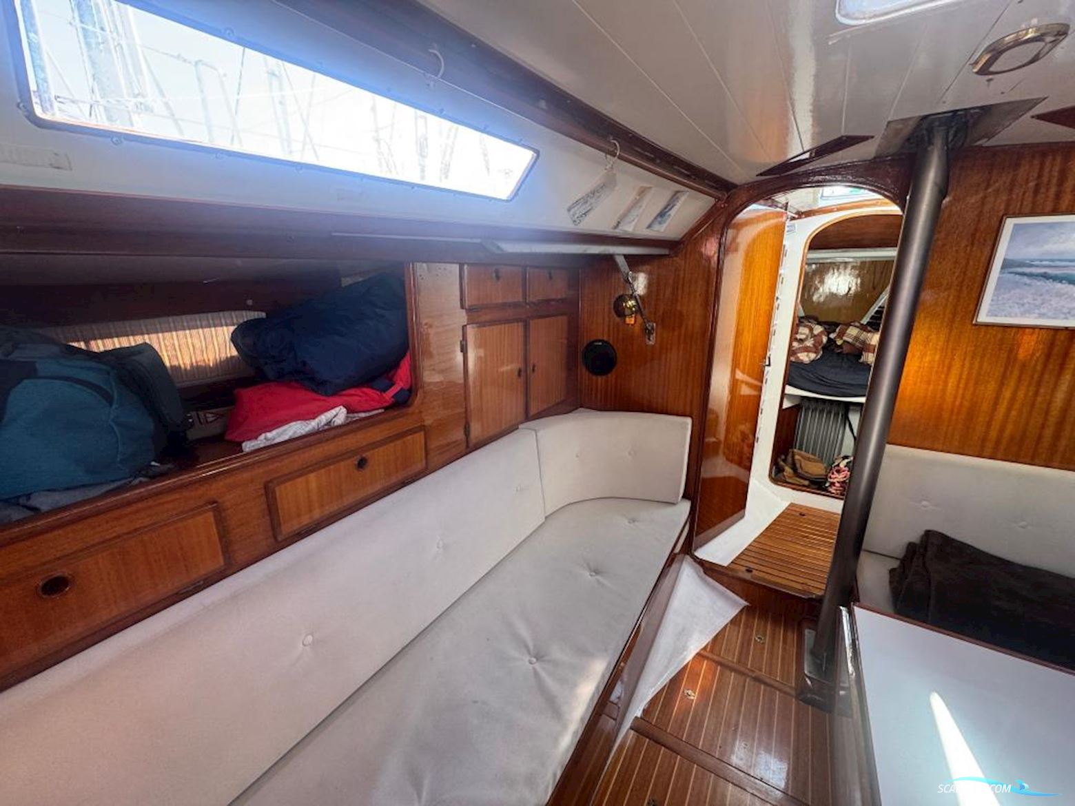 Helmsmann 35