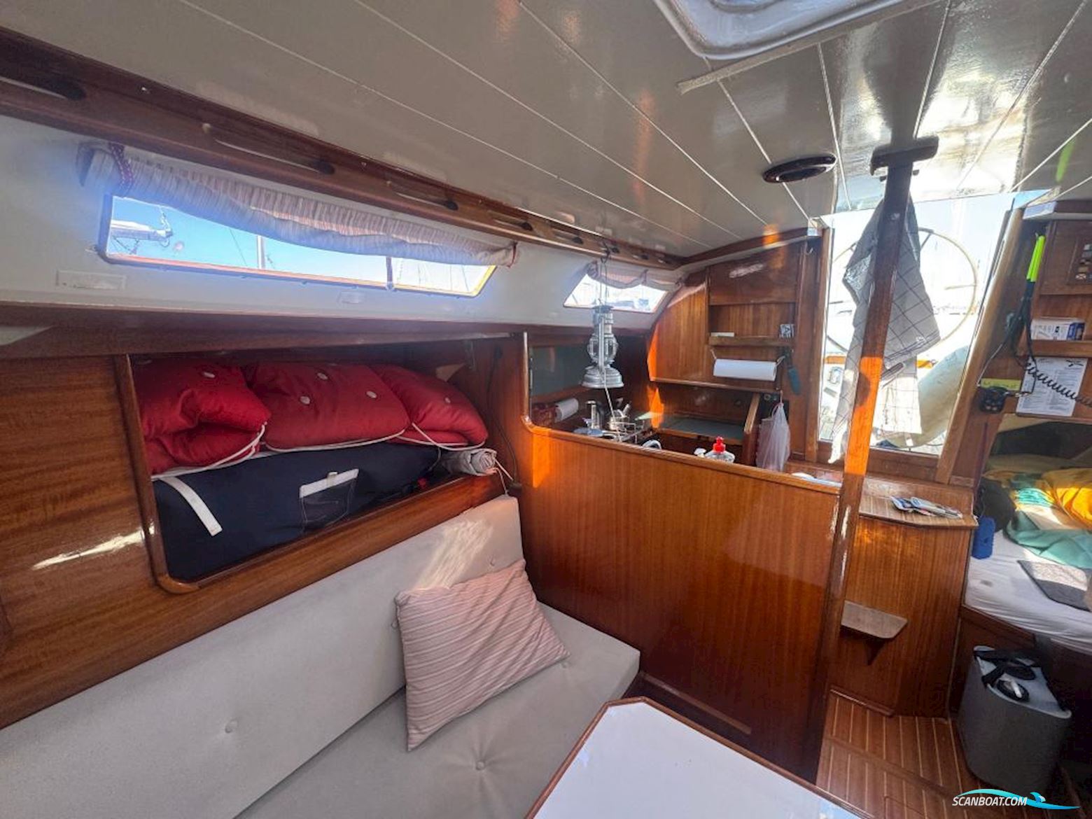 Helmsmann 35