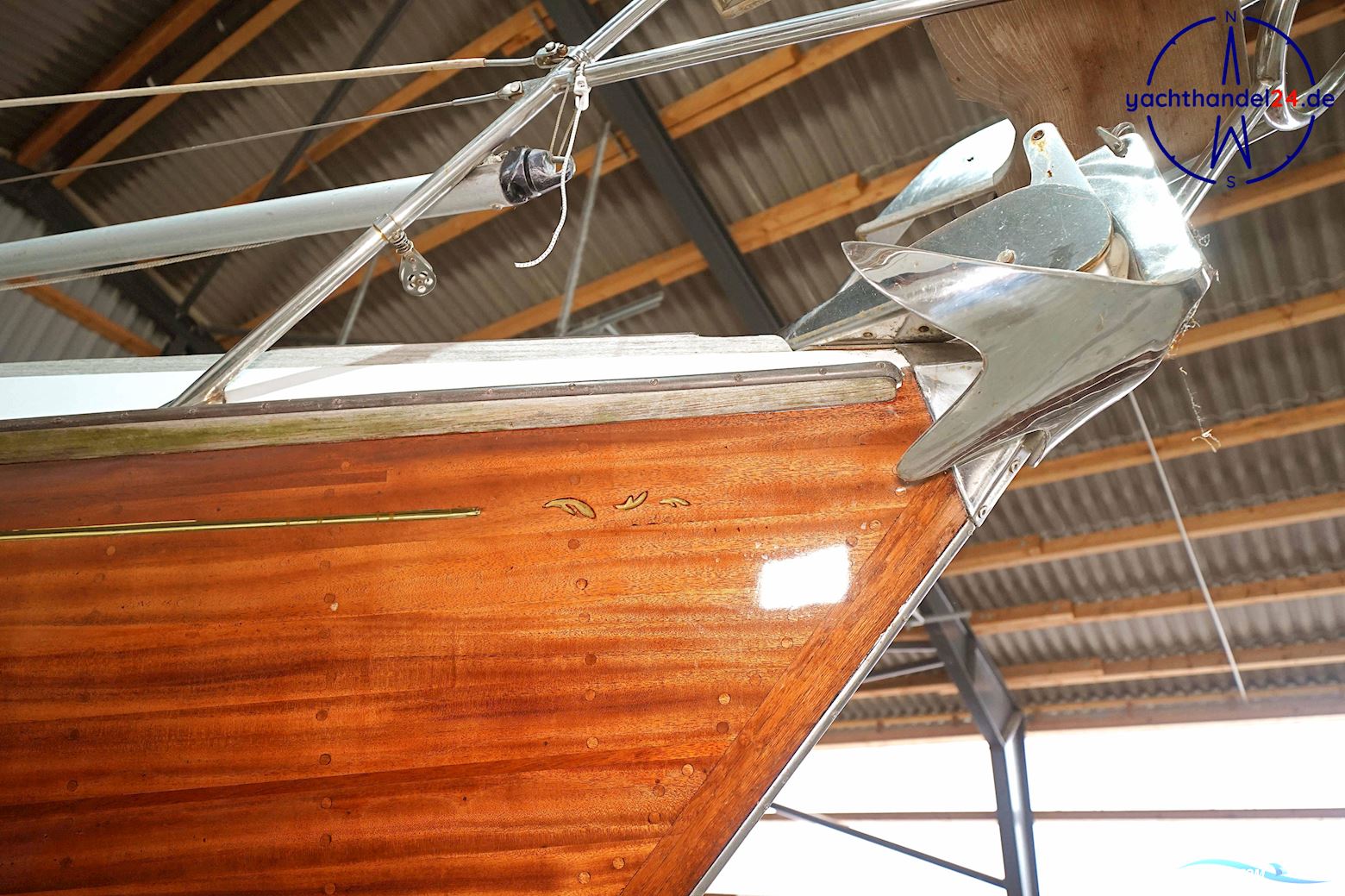 Henningsen & Steckmest Scalar 28