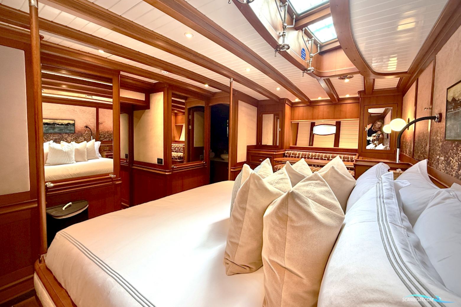 Hoek Truly Classic 108