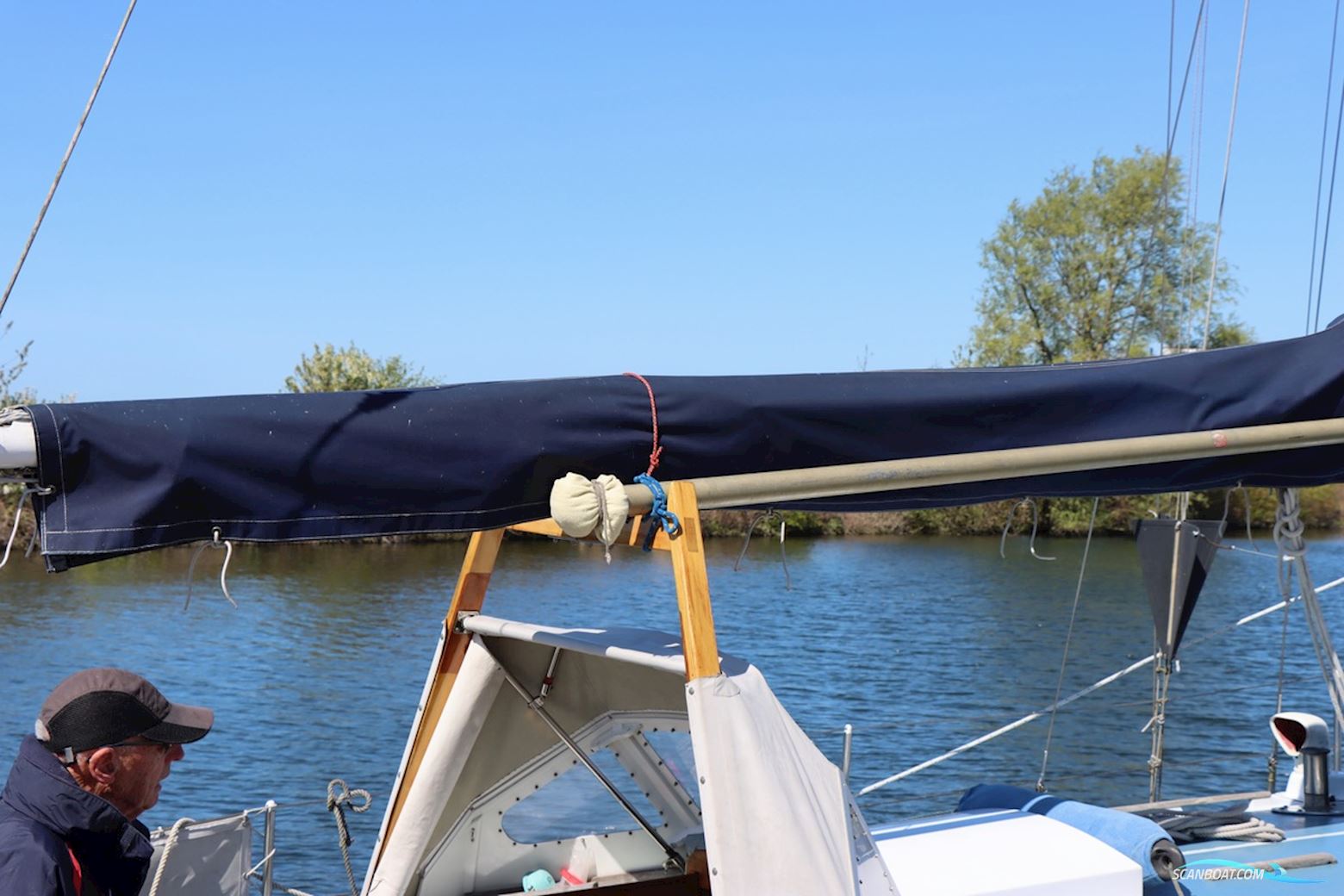 Holman and Pye  Rustler 31