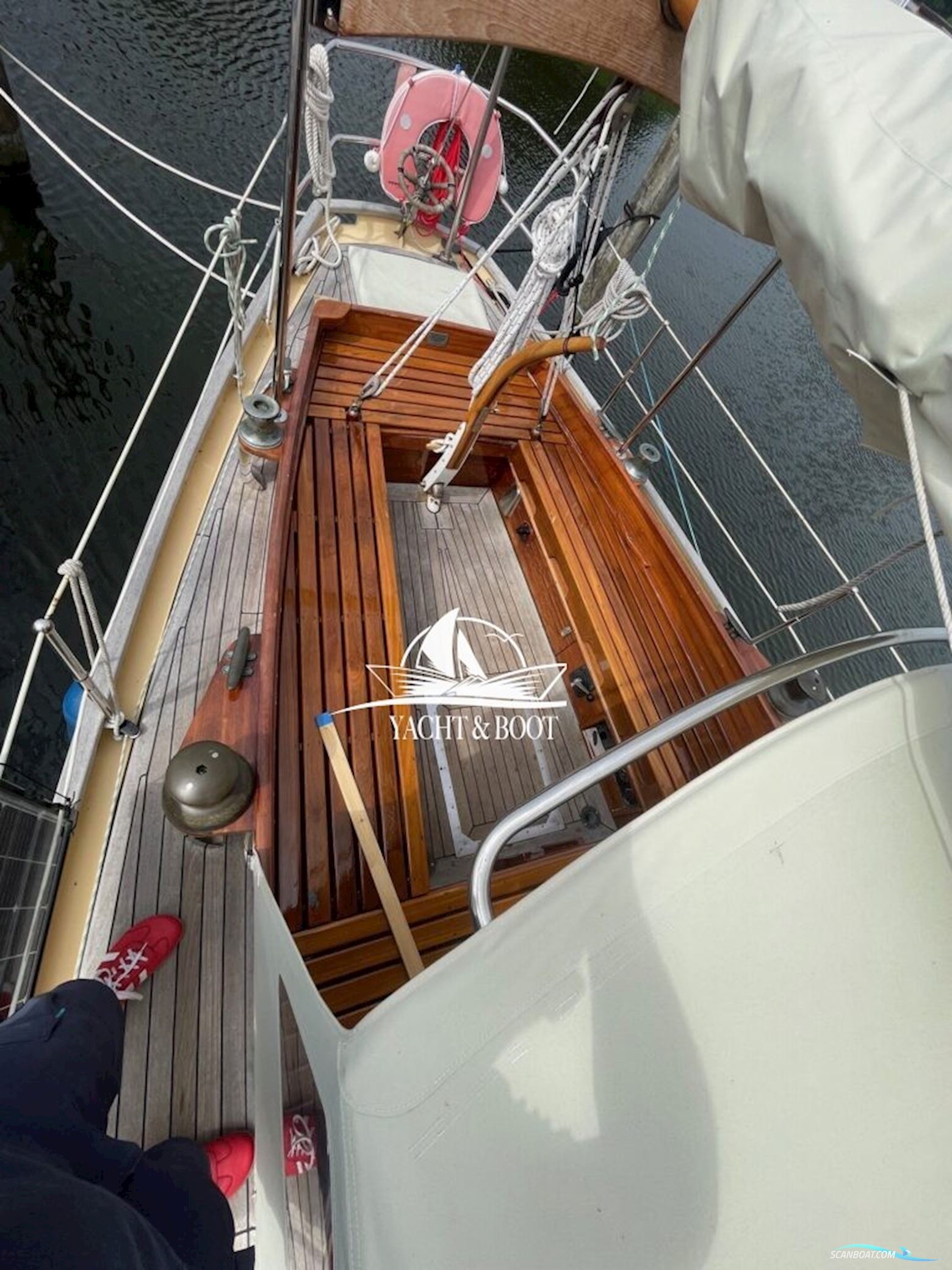 Huisman (Royal Huisman Shipyard) Huisman (Royal Huisman Shipyard) Huisman 1100