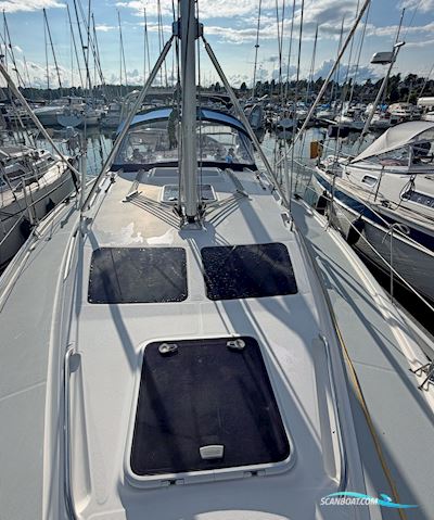 Hunter 356 Sejlbåd 2003, med Yanmar 3GM30F motor, Sverige