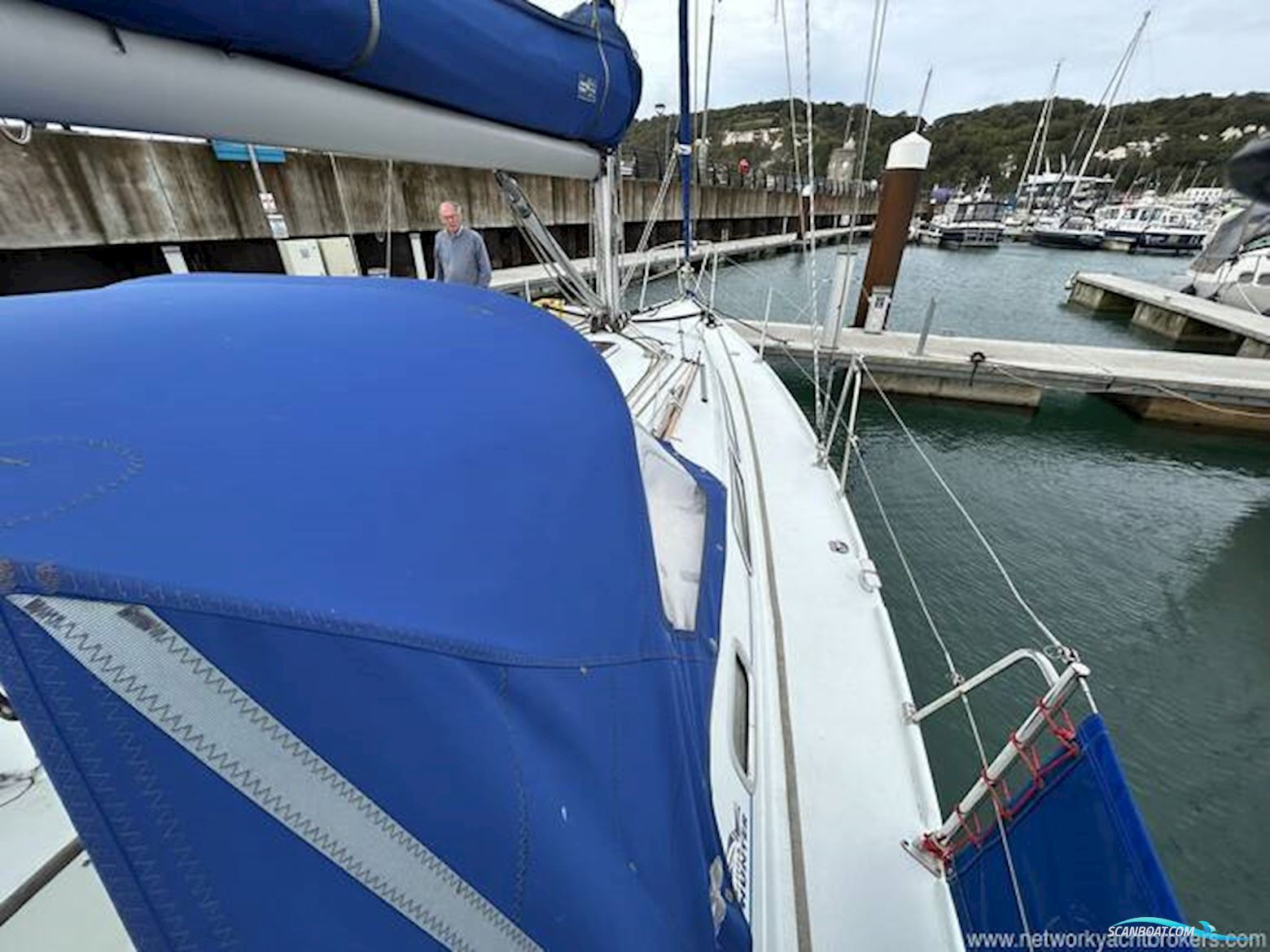 Hunter Channel 31